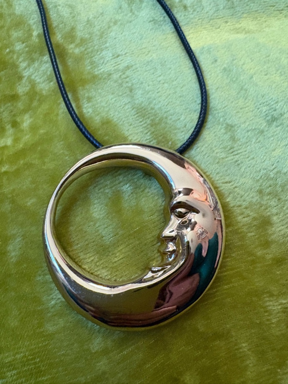 Urban Outfitters Cosmic Shores Pendant Corded Moon Necklace in Gold
